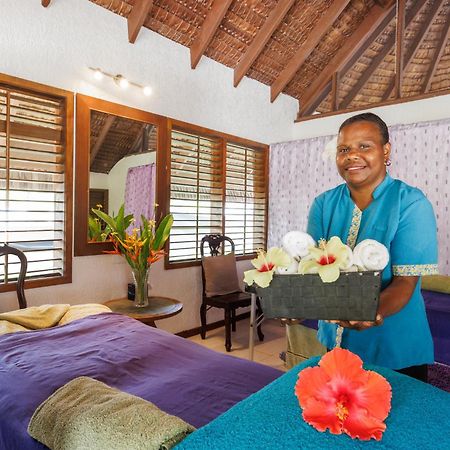 Breakas Beach Resort (Adults Only) Port Vila Bagian luar foto