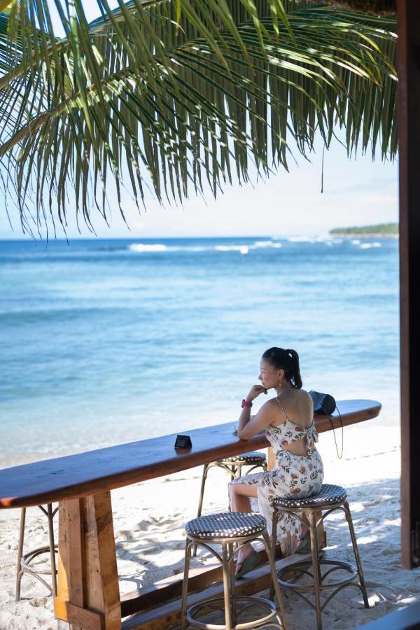 Breakas Beach Resort (Adults Only) Port Vila Bagian luar foto