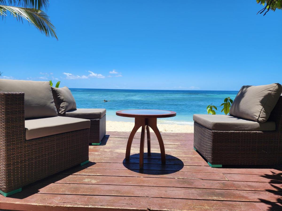 Breakas Beach Resort (Adults Only) Port Vila Bagian luar foto