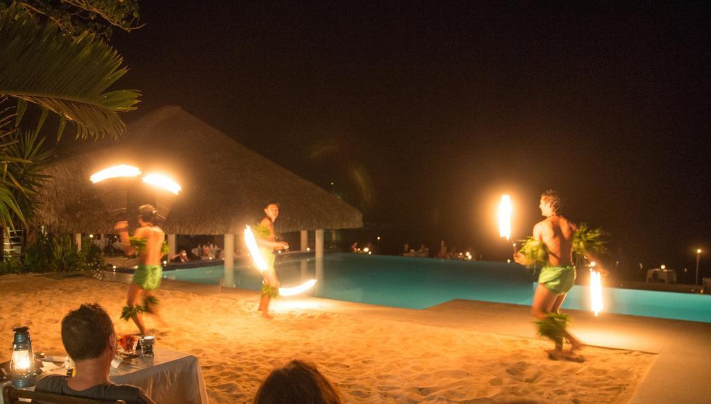 Breakas Beach Resort (Adults Only) Port Vila Bagian luar foto